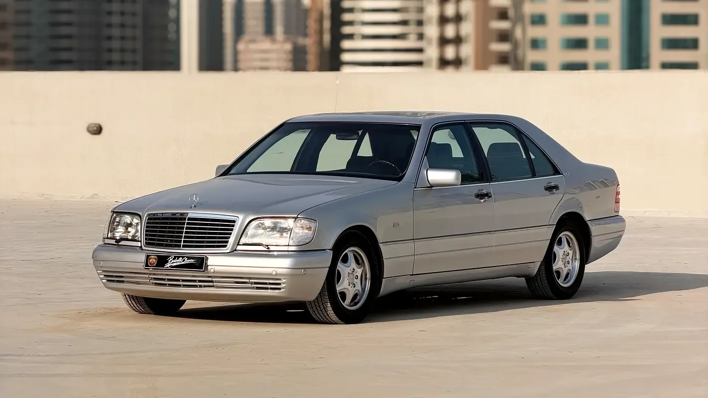 Mercedes-Benz S-Class S 600 AT (394 hp)