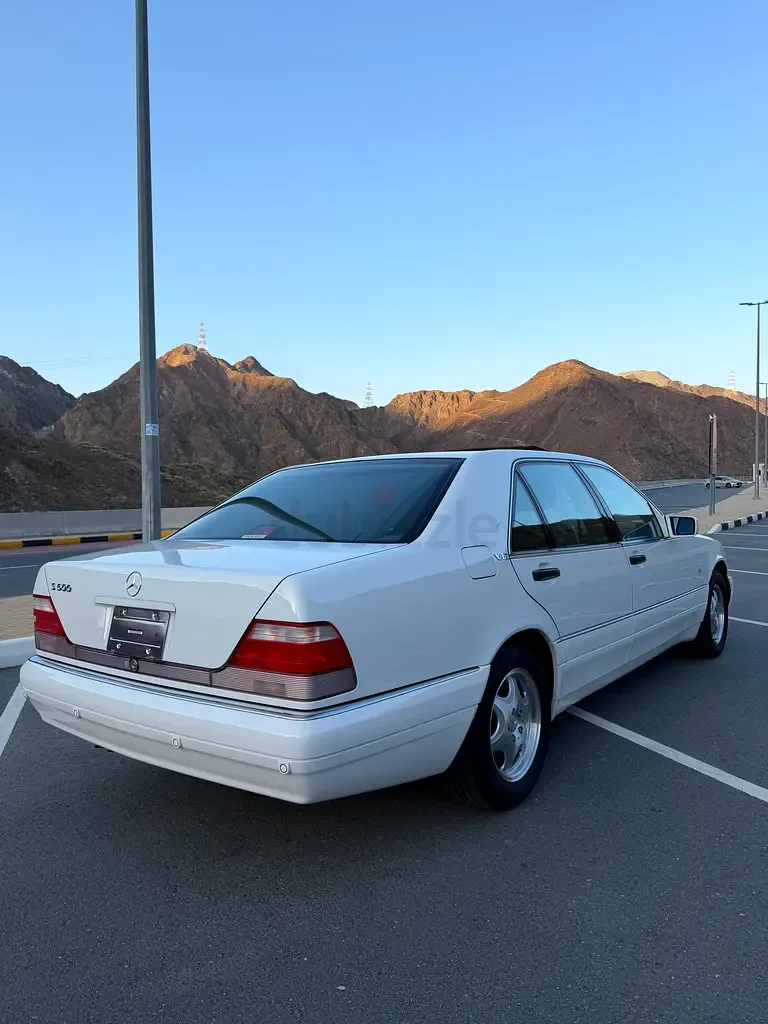 Mercedes-Benz S-Class S 600 AT (394 حصان) - 4