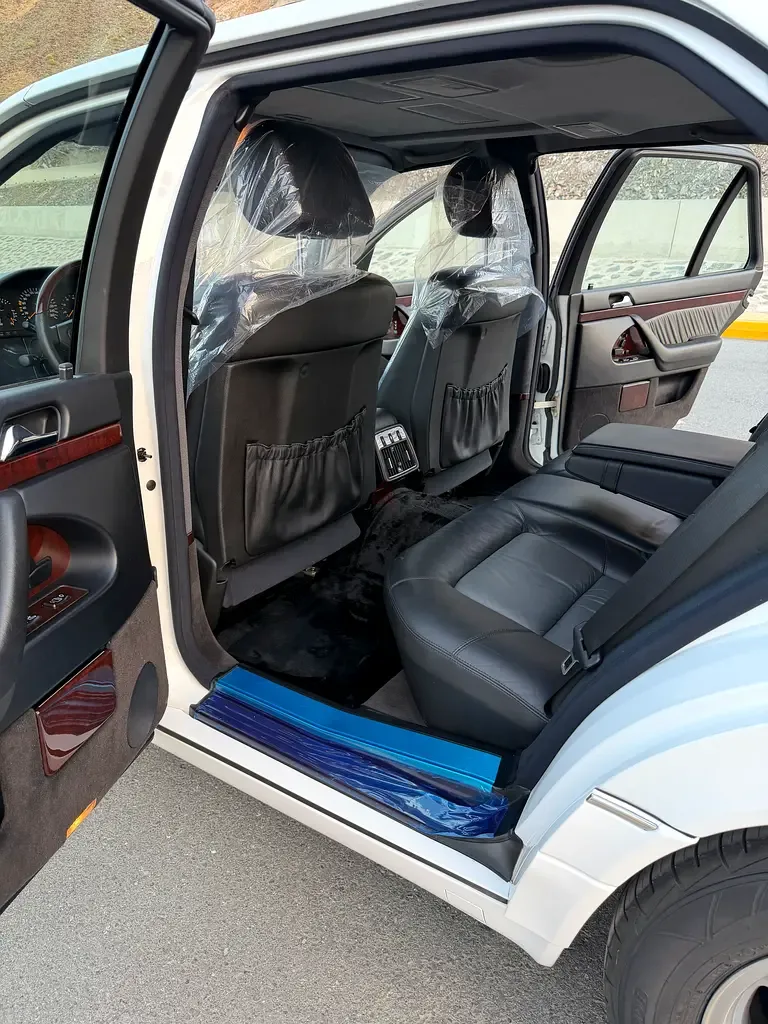 Mercedes-Benz S-Class S 600 AT (394 حصان) - 7