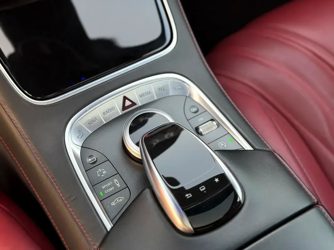 Mercedes-Benz S-Class S 63 AMG 7G-TRONIC PLUS 4Matic (585 حصان) - 16