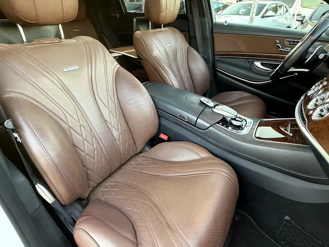 Mercedes-Benz S-Class S 63 AMG 9G-Tronic 4Matic+ long base (612 حصان) - 17