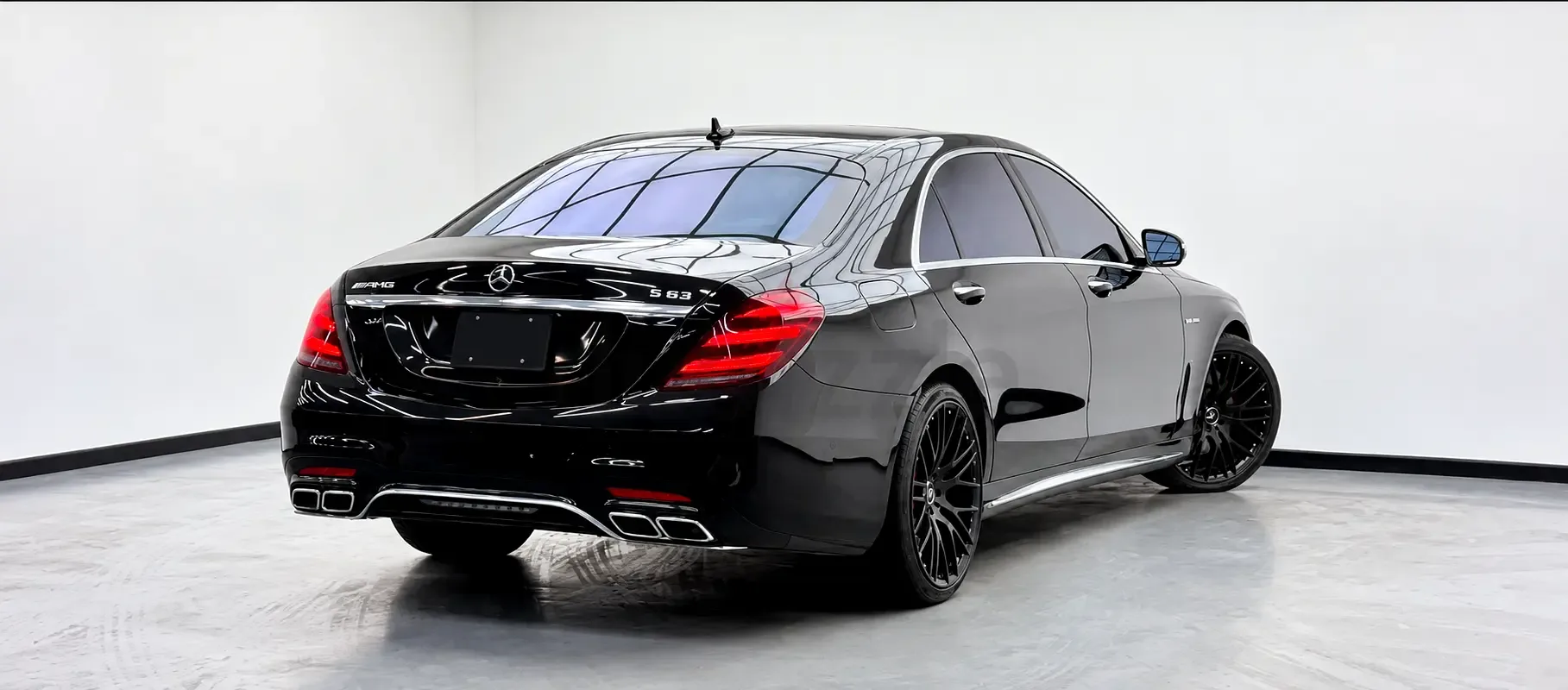 Mercedes-Benz S-Class S 63 AMG 9G-Tronic 4Matic+ long base (612 حصان) - 4