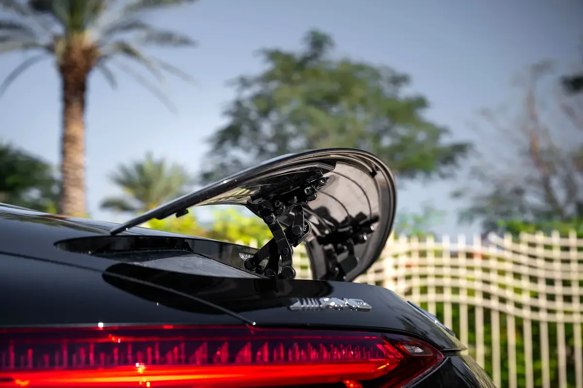 Mercedes-Benz SL-Class AMG 4.0 AT 4WD (585 حصان) - 11