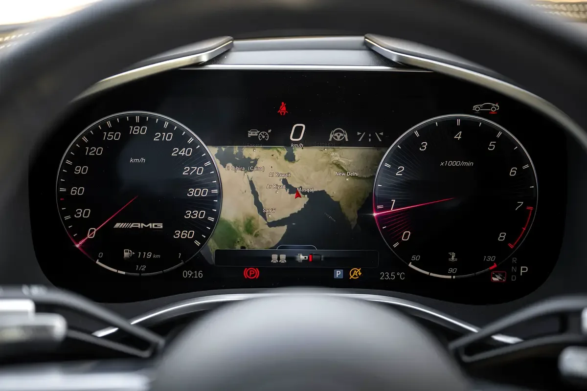 Mercedes-Benz SL-Class AMG 4.0 AT 4WD (585 حصان) - 19