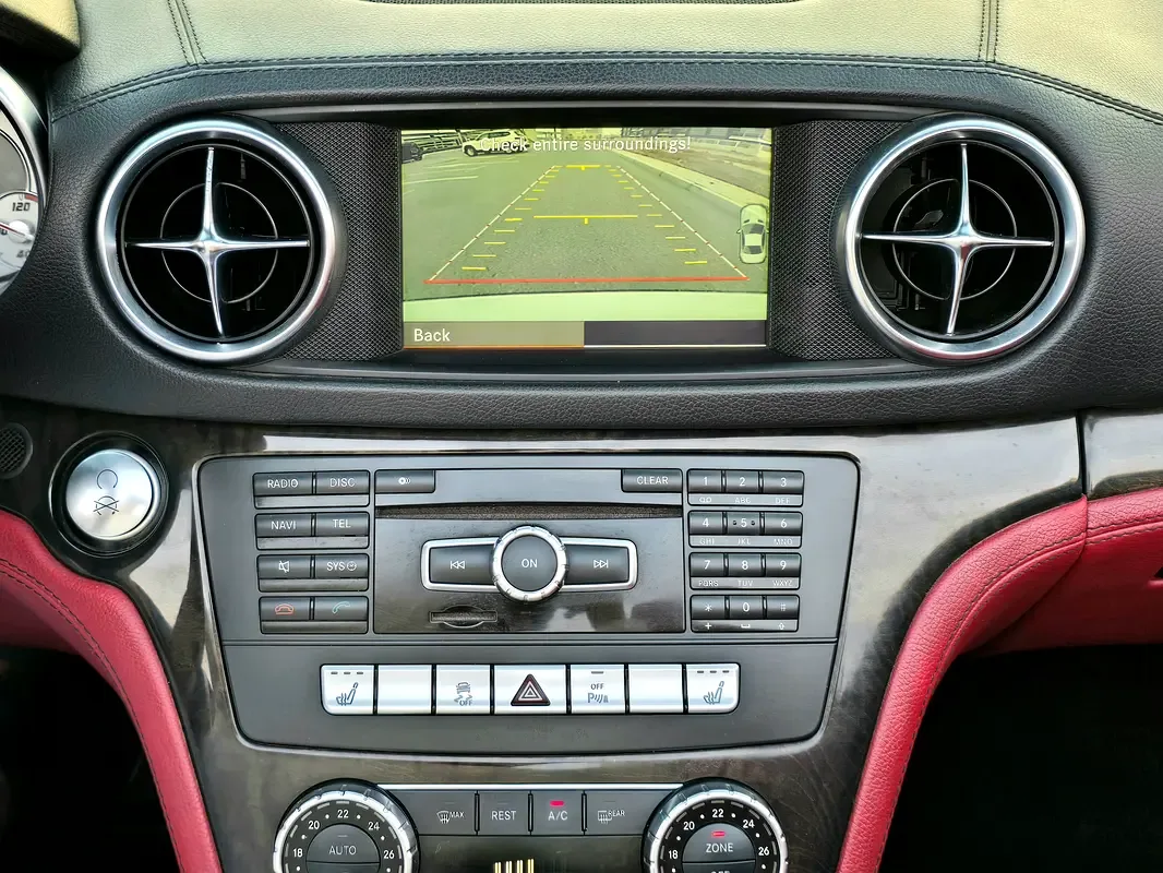 Mercedes-Benz SL-Class SL 350 7G-Tronic Plus (306 hp) - 17