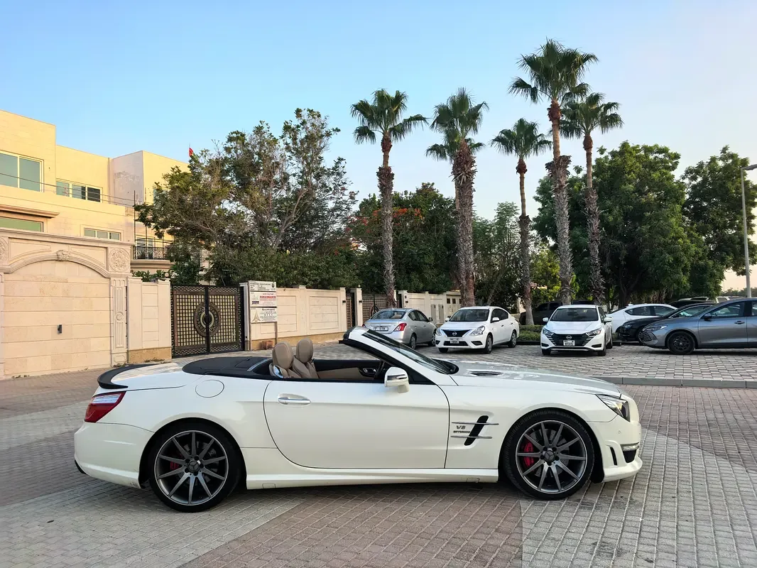 Mercedes-Benz SL-Class SL 500 7G-Tronic Plus (435 حصان) - 12