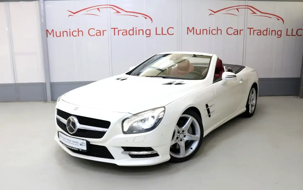 Mercedes-Benz SL-Class SL 500 7G-Tronic Plus (435 hp)