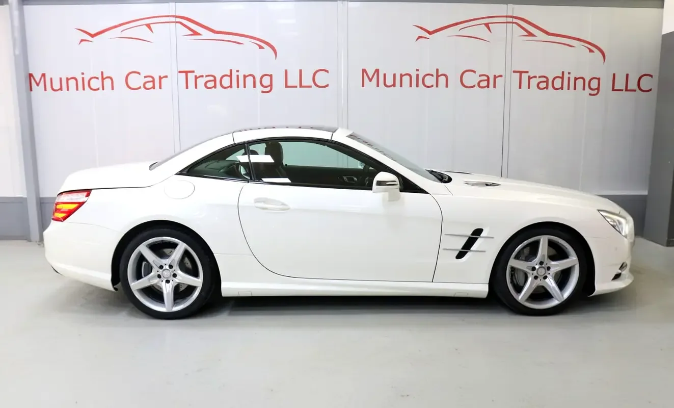 Mercedes-Benz SL-Class SL 500 7G-Tronic Plus (435 hp) - 5