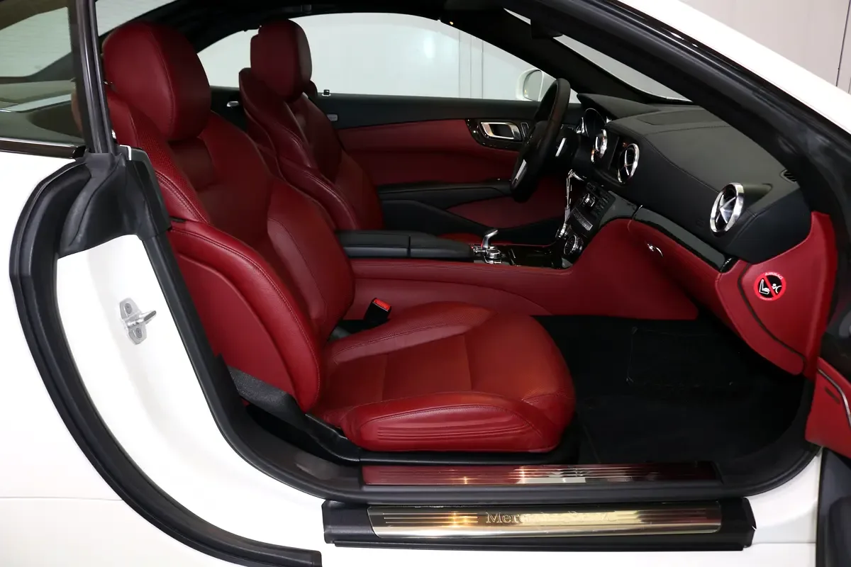 Mercedes-Benz SL-Class SL 500 7G-Tronic Plus (435 hp) - 16