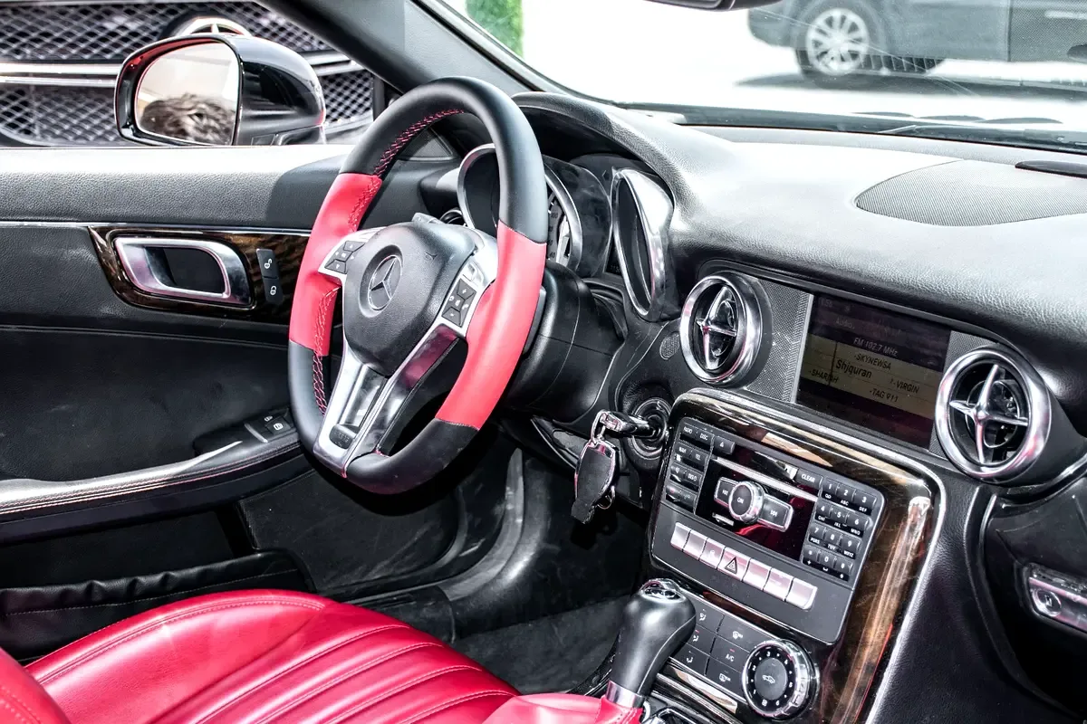 Mercedes-Benz SLK-Class SLK 200 BlueEfficiency 7G-Tronic Plus (184 حصان) - 11