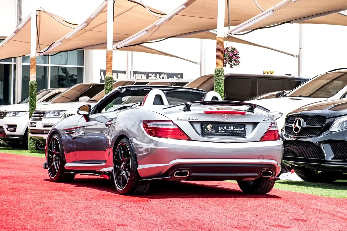 Mercedes-Benz SLK-Class SLK 200 BlueEfficiency 7G-Tronic Plus (184 حصان) - 14