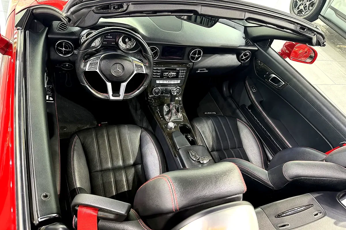 Mercedes-Benz SLK-Class SLK 200 BlueEfficiency 7G-Tronic Plus (184 حصان) - 11