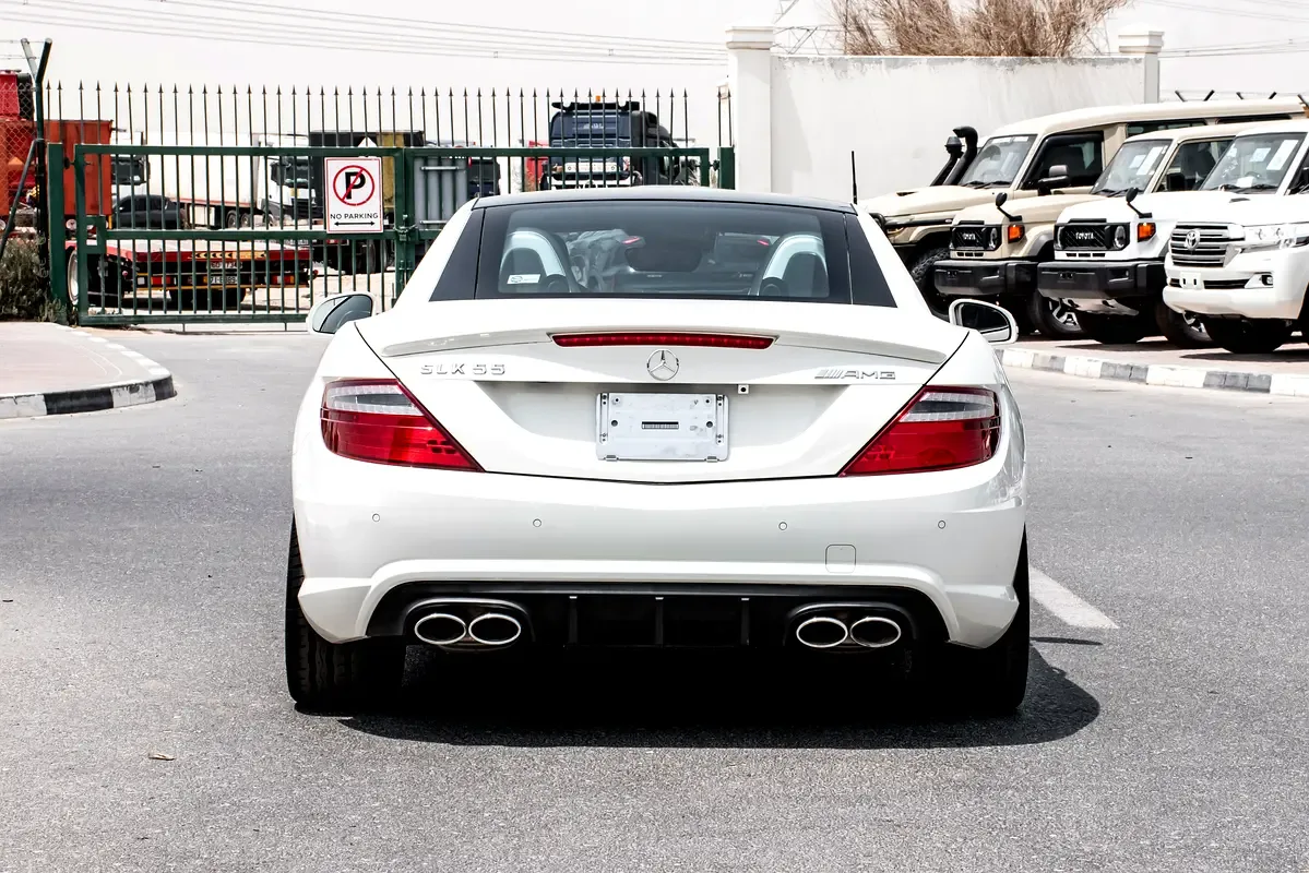 Mercedes-Benz SLK-Class SLK 55 AMG 7G-Tronic Plus (421 hp) - 10
