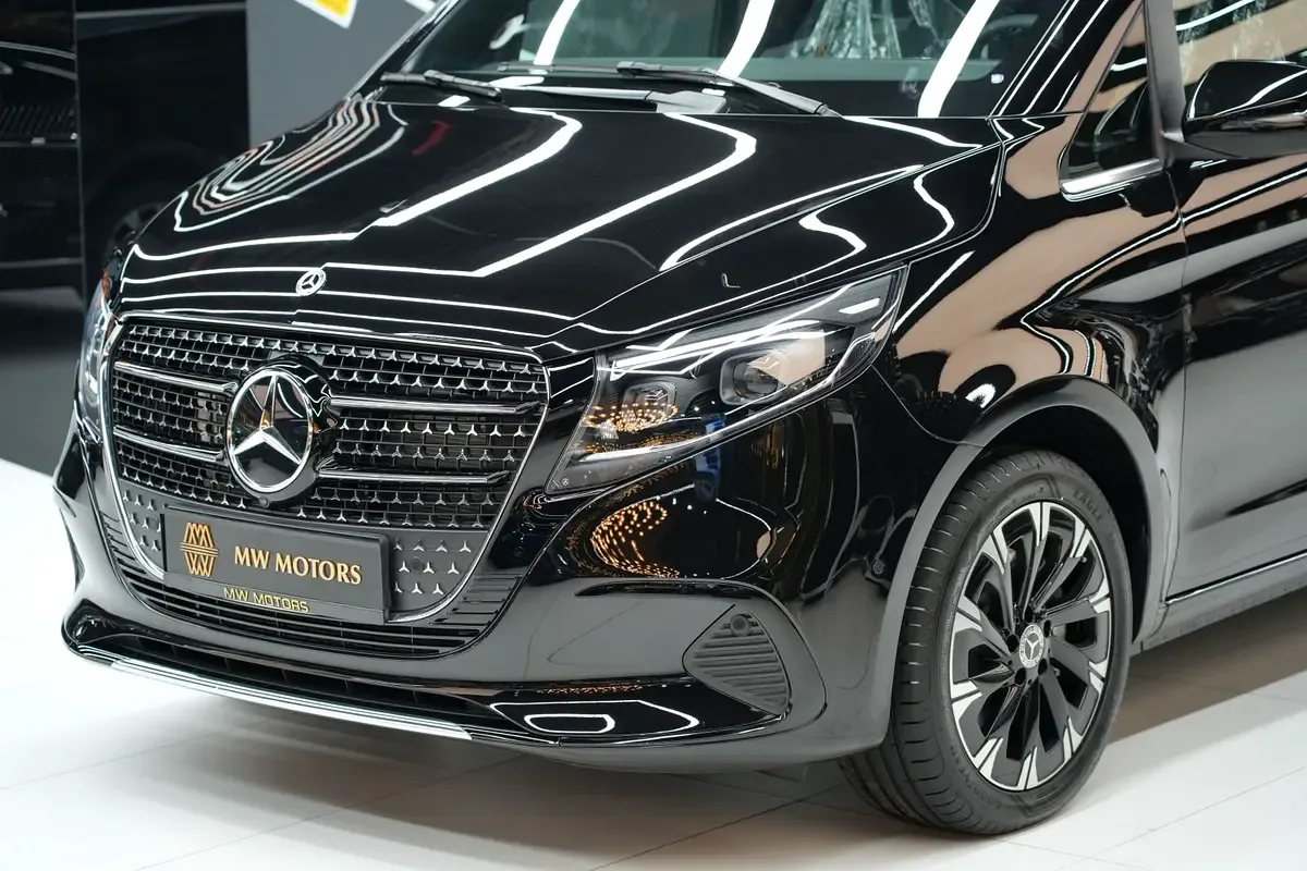 Mercedes-Benz V-Class 2.0 AT (211 حصان) - 2