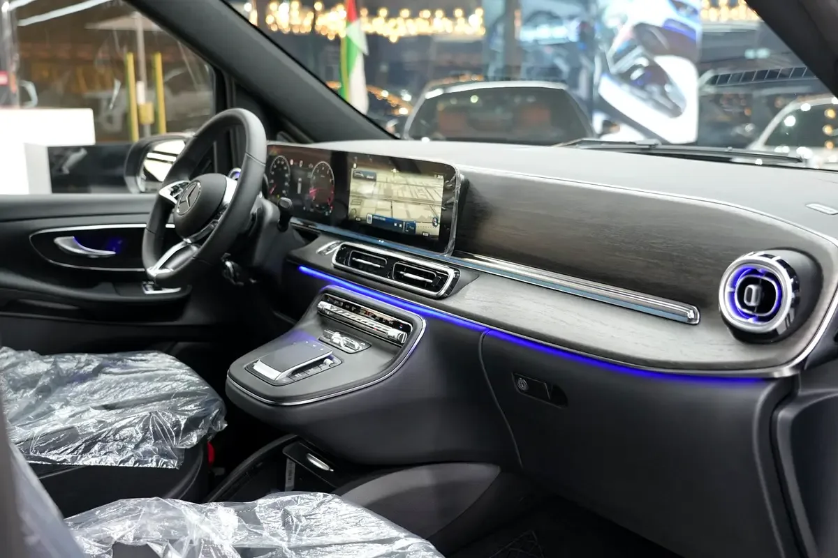 Mercedes-Benz V-Class 2.0 AT (211 حصان) - 7