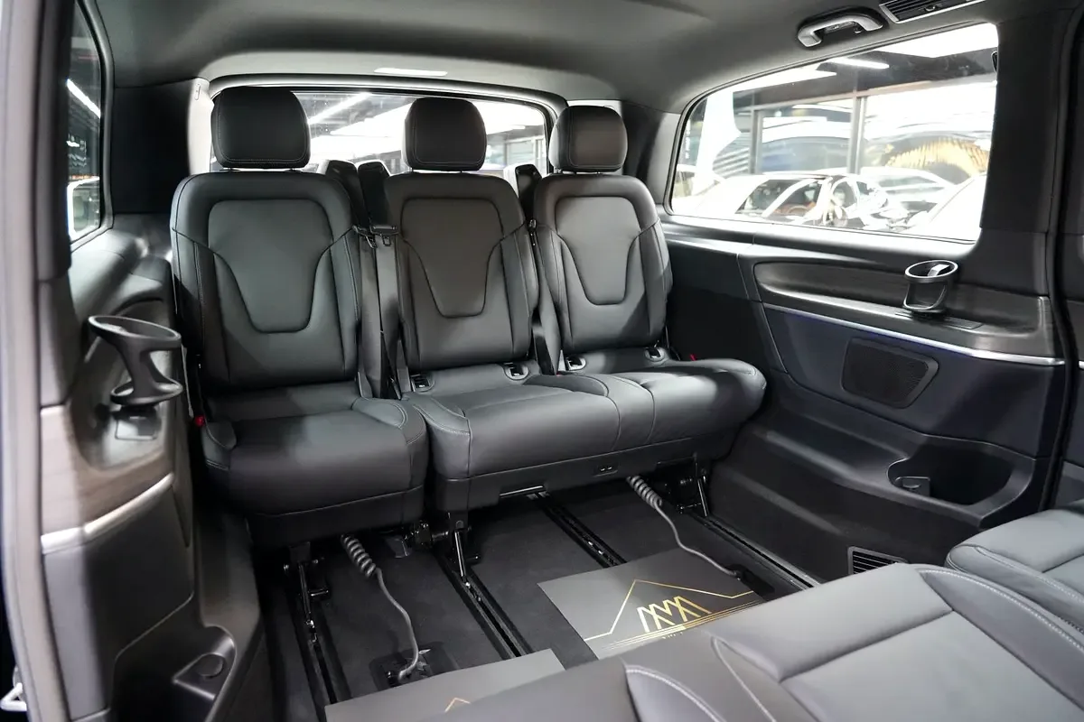 Mercedes-Benz V-Class 2.0 AT (211 حصان) - 16