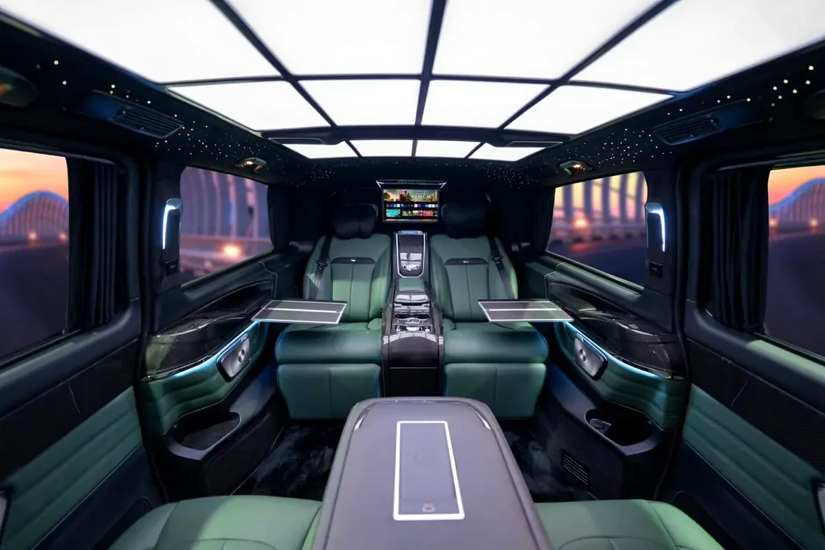 Mercedes-Benz V-Class 2.0 AT (211 hp)