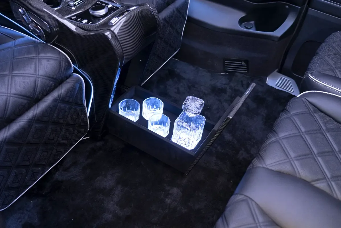Mercedes-Benz V-Class 2.0 AT (211 حصان) - 11