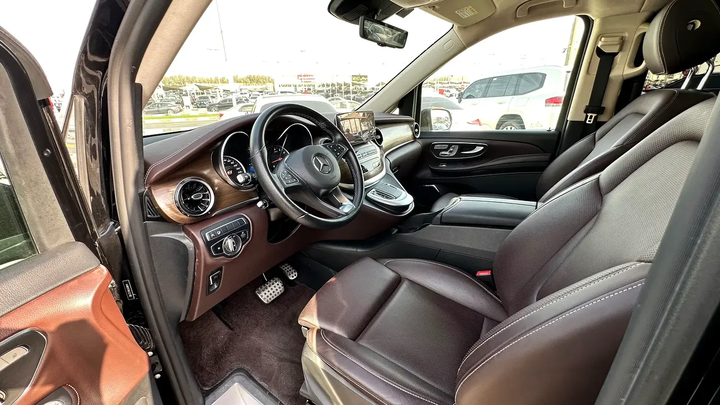 Mercedes-Benz V-Class 2.0 AT RWD (231 hp) - 5