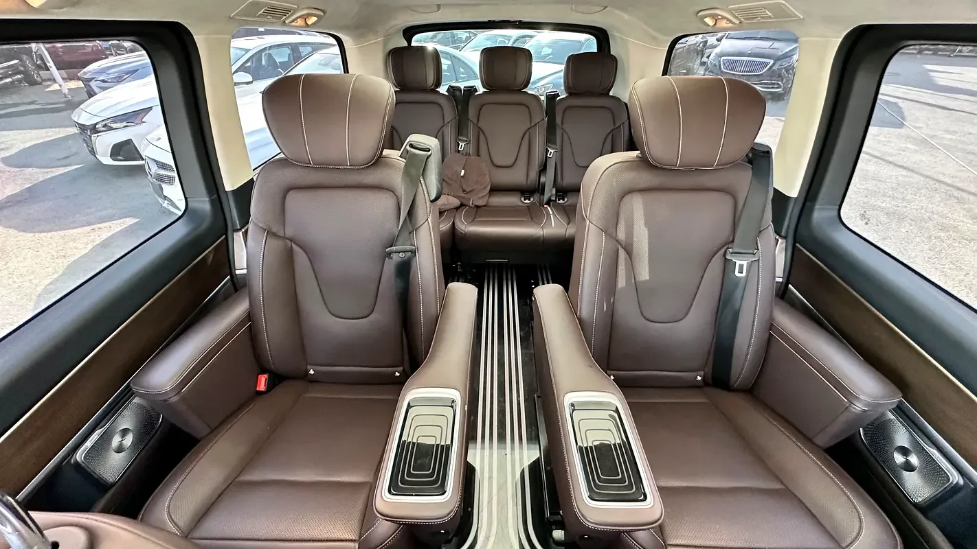 Mercedes-Benz V-Class 2.0 AT RWD (231 hp) - 12