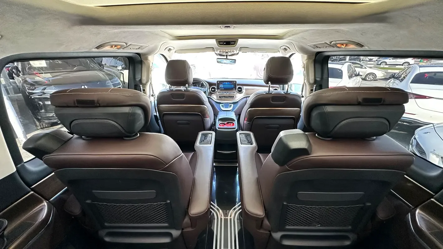 Mercedes-Benz V-Class 2.0 AT RWD (231 hp) - 14