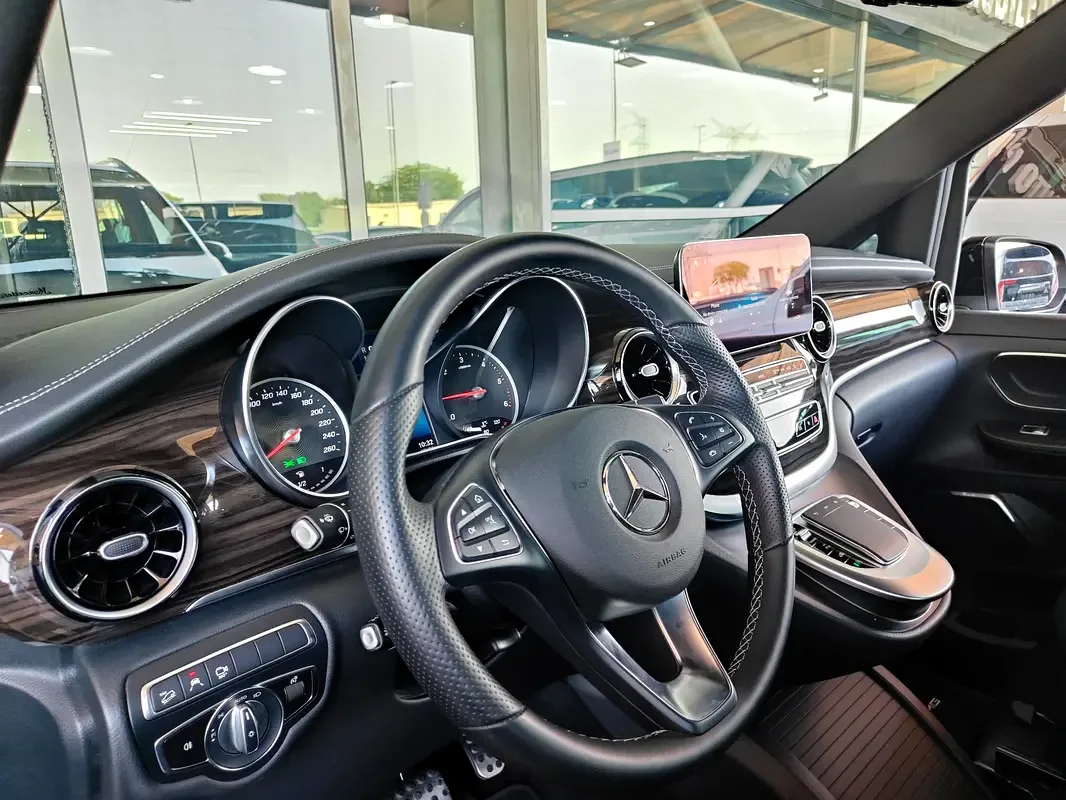 Mercedes-Benz V-Class V 220 d AT L2 (163 hp) - 12