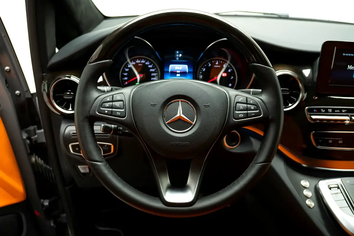 Mercedes-Benz V-Class V 250 AT L3 (211 حصان) - 7