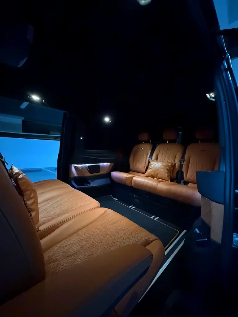 Mercedes-Benz V-Class V 250 AT L3 (211 حصان) - 11