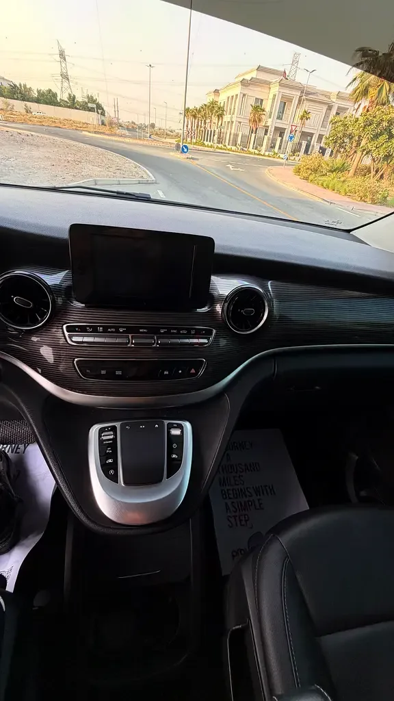 Mercedes-Benz V-Class V 250 AT L3 (211 hp) - 16