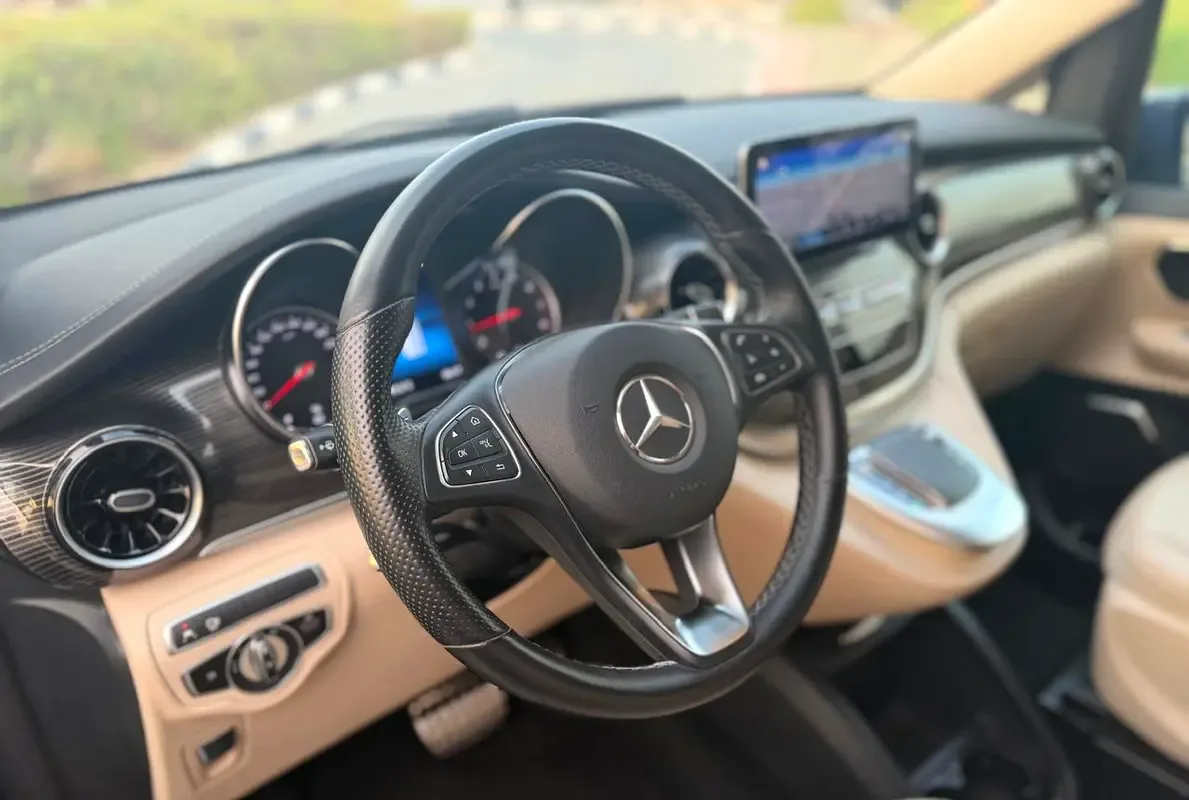 Mercedes-Benz V-Class V 250 AT L3 (211 حصان) - 11