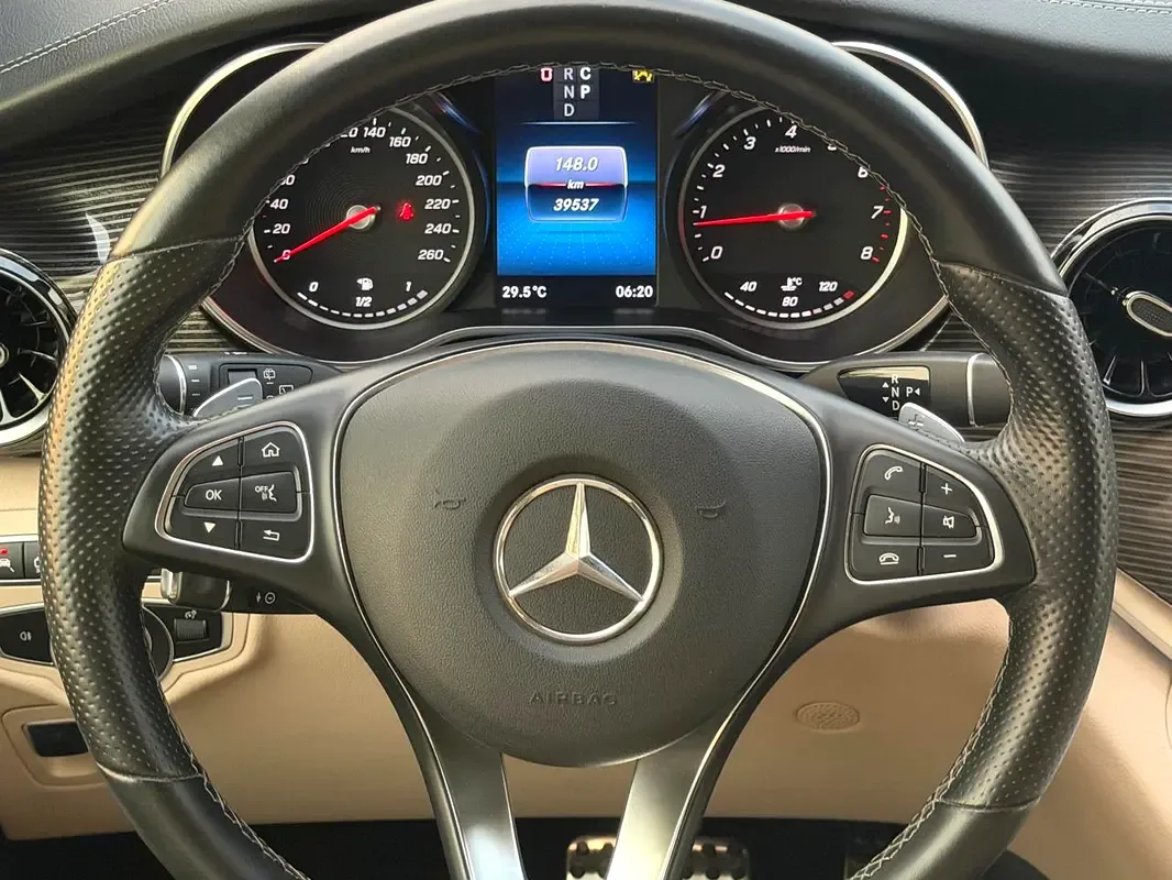 Mercedes-Benz V-Class V 250 AT L3 (211 حصان) - 12