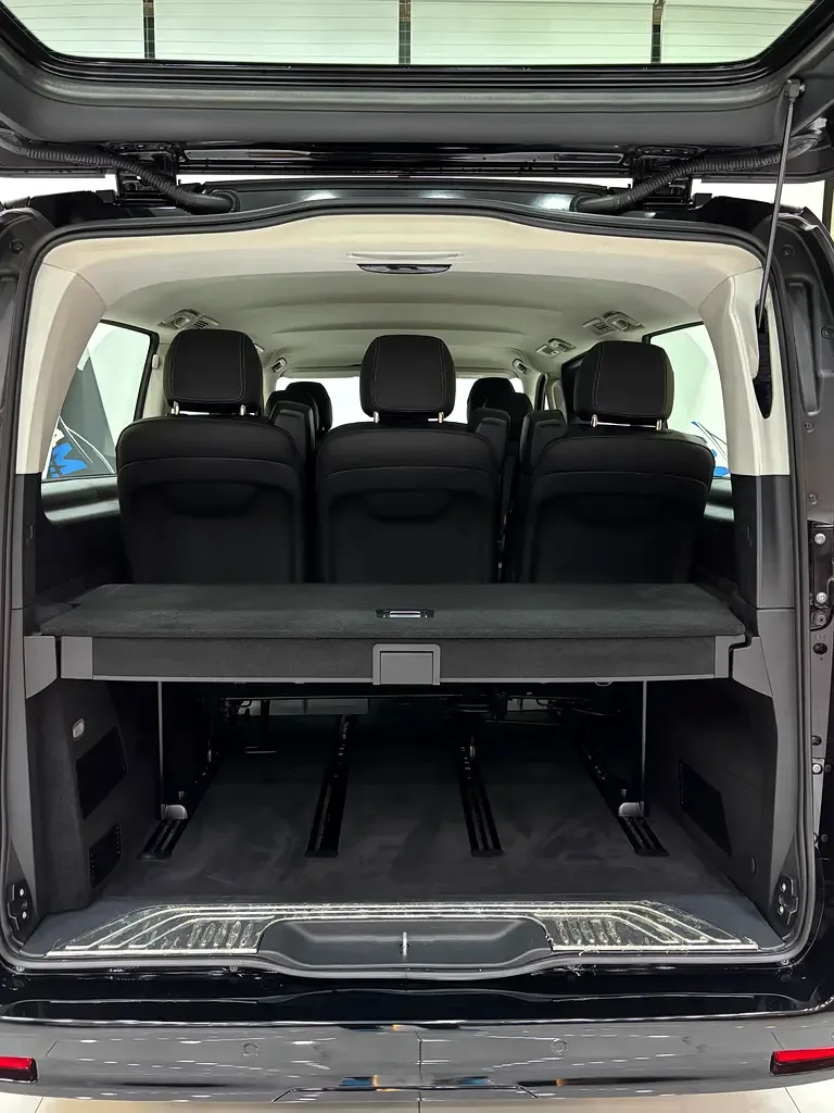 Mercedes-Benz V-Class V 250 AT L3 (211 hp) - 13