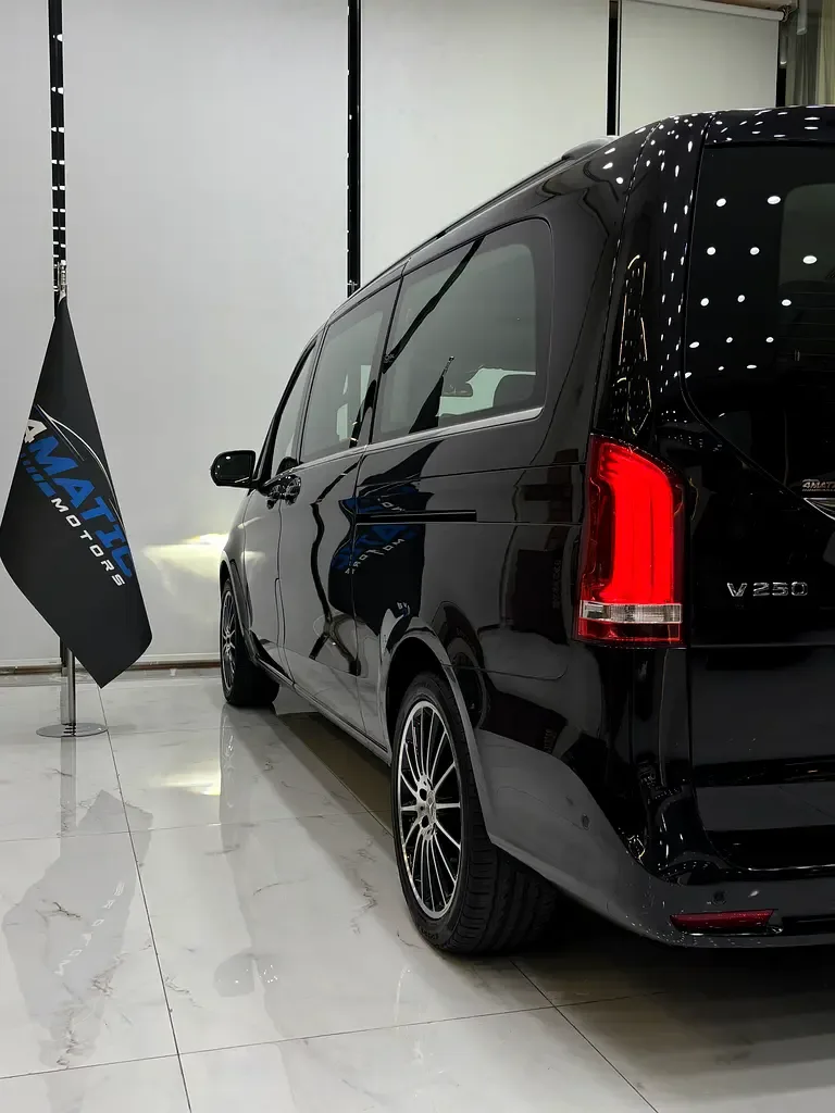 Mercedes-Benz V-Class V 250 AT L3 (211 hp) - 11