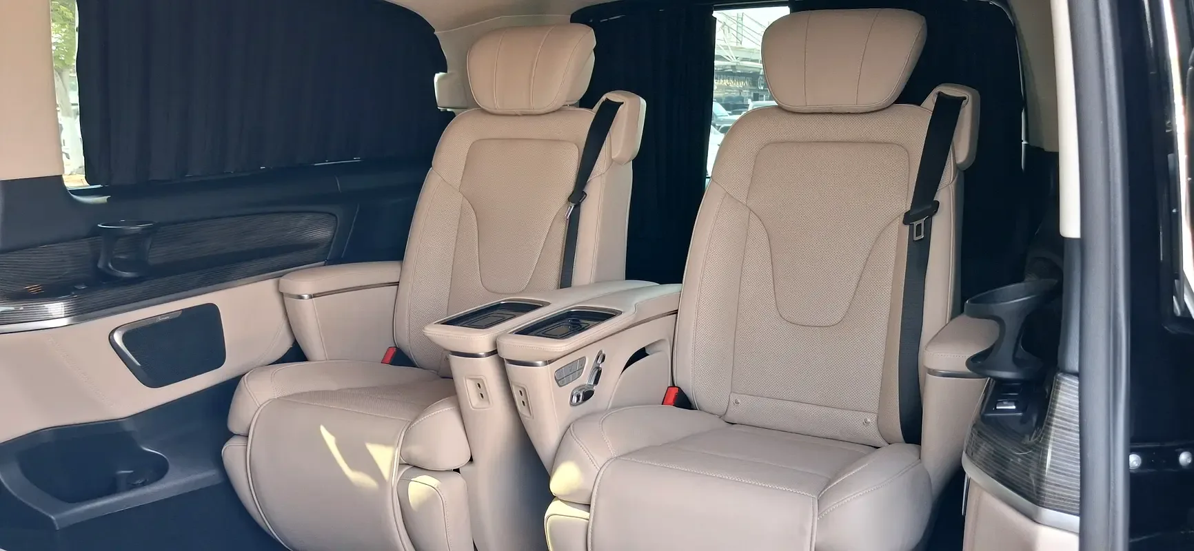 Mercedes-Benz V-Class V 250 AT L3 (211 حصان) - 11