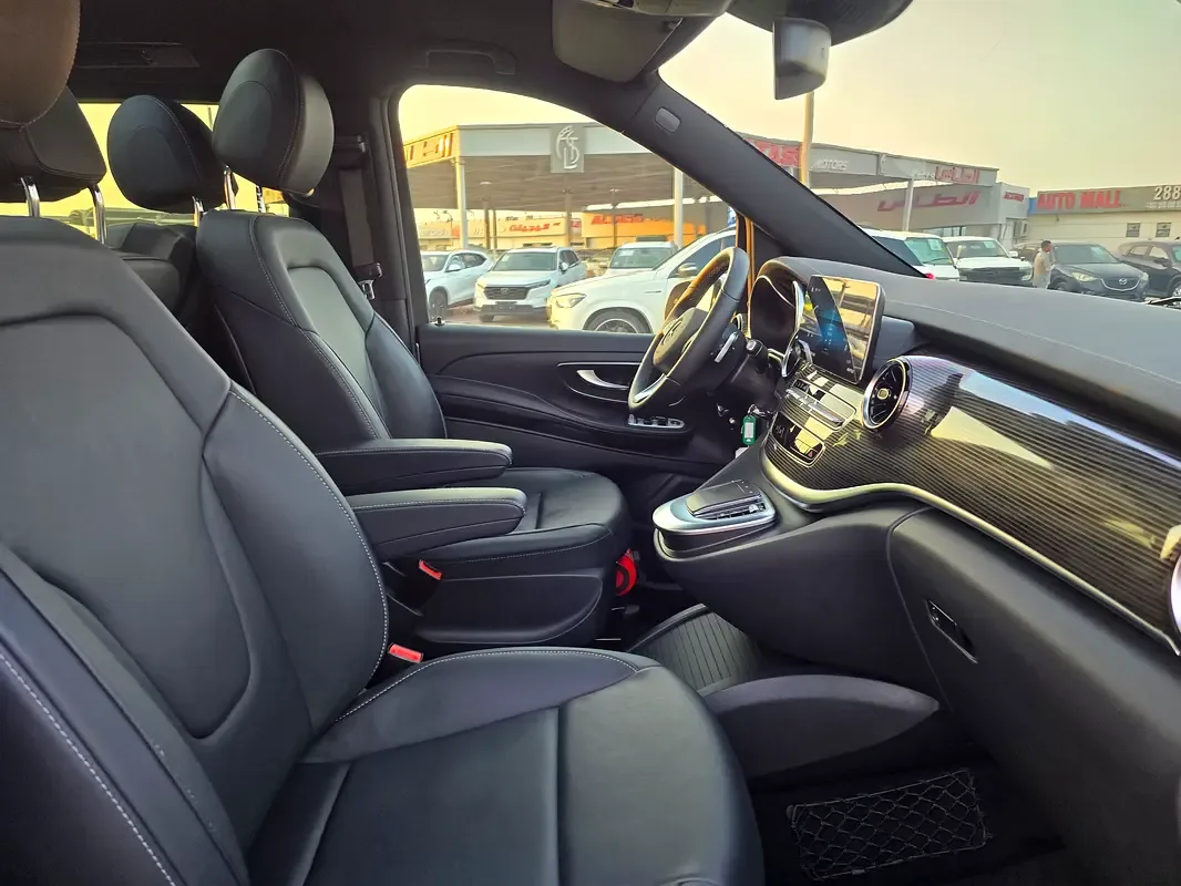 Mercedes-Benz V-Class V 250 AT L3 (211 hp) - 12