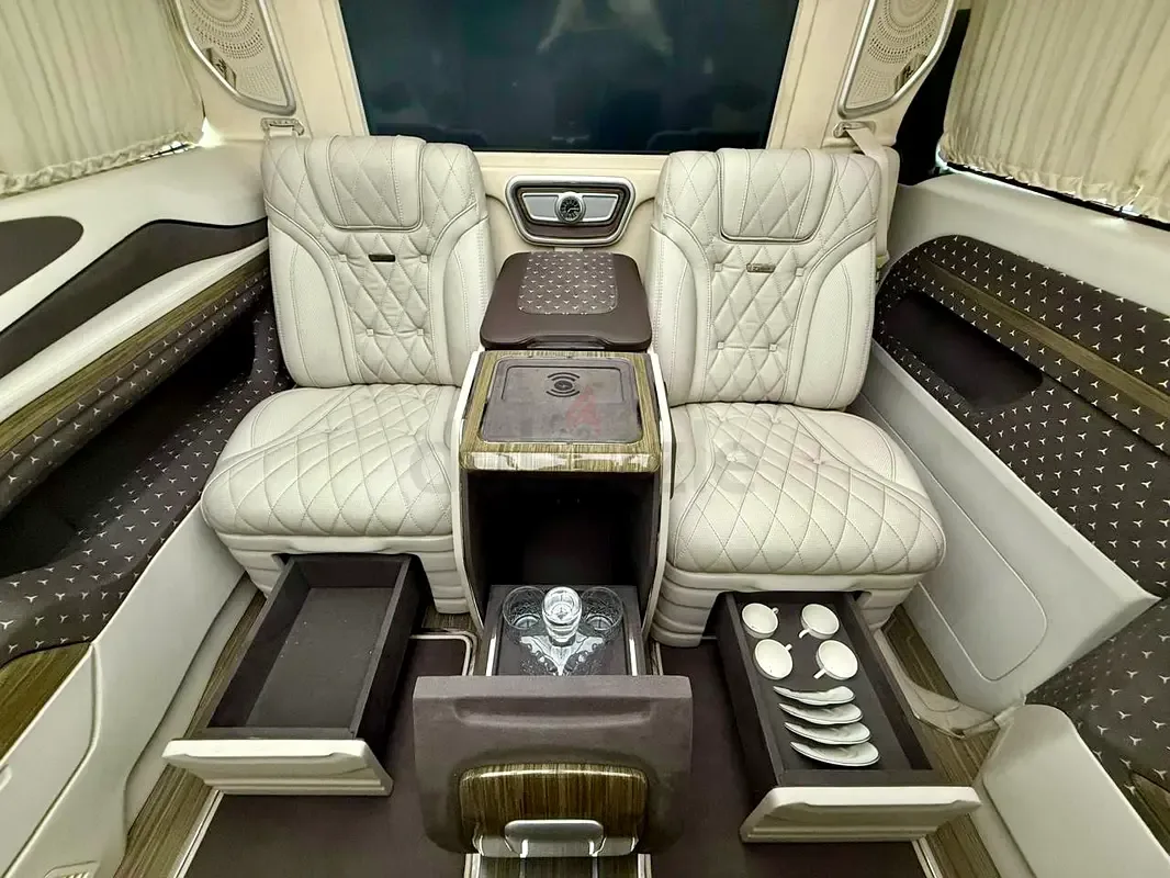 Mercedes-Benz V-Class V 250 AT L3 (211 حصان) - 12
