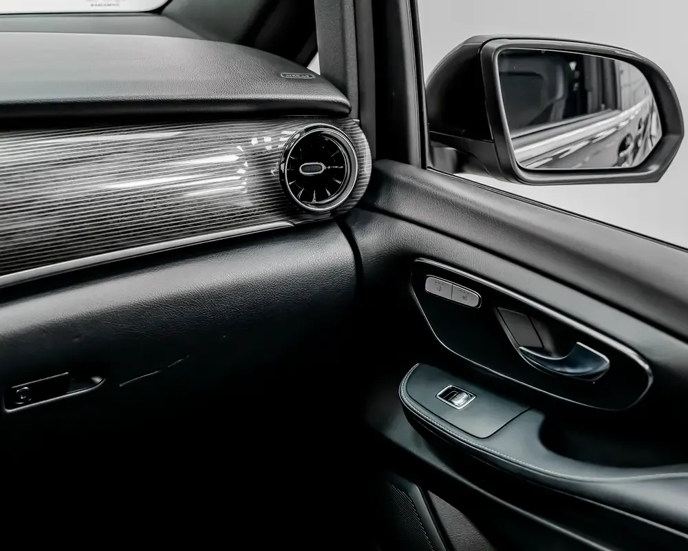 Mercedes-Benz V-Class V 250 d AT L1 (190 حصان) - 14