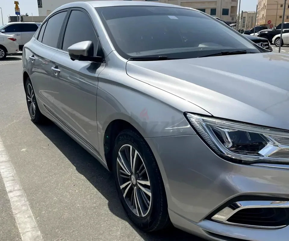 MG 5 1.5 AMT (169 hp) - 4