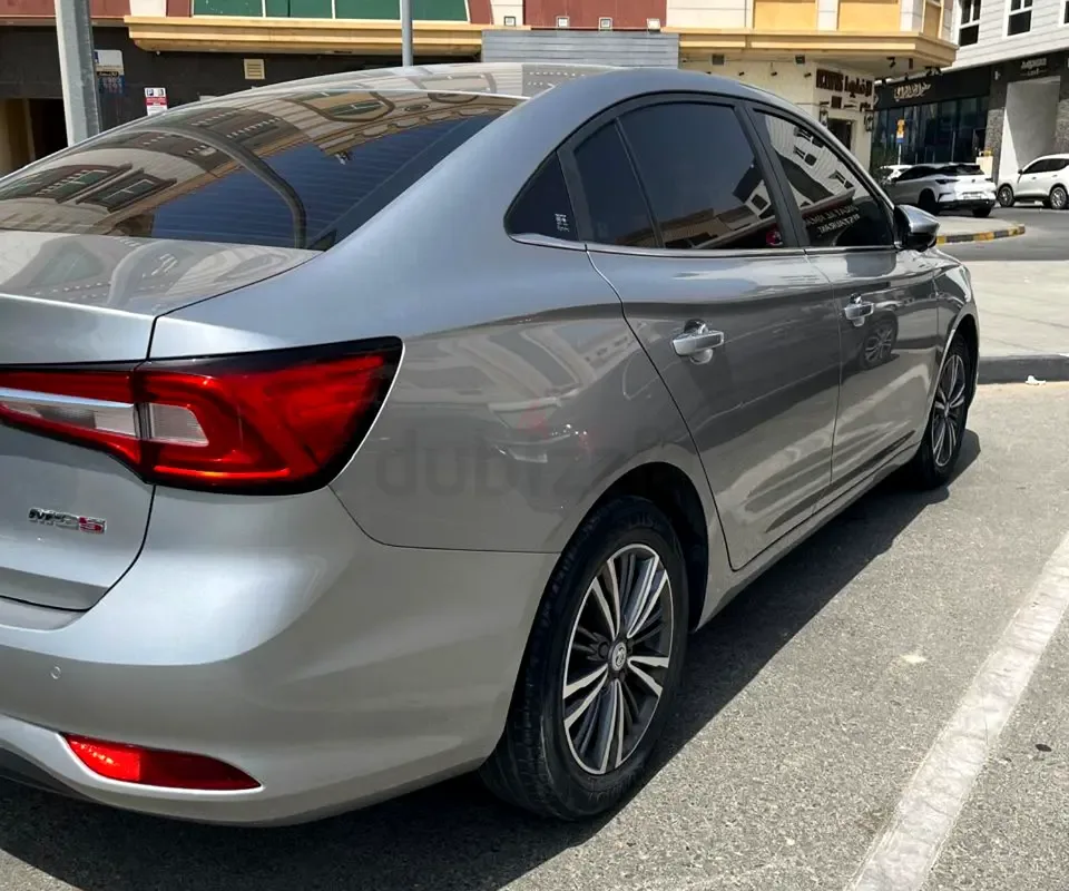 MG 5 1.5 AMT (169 hp) - 6