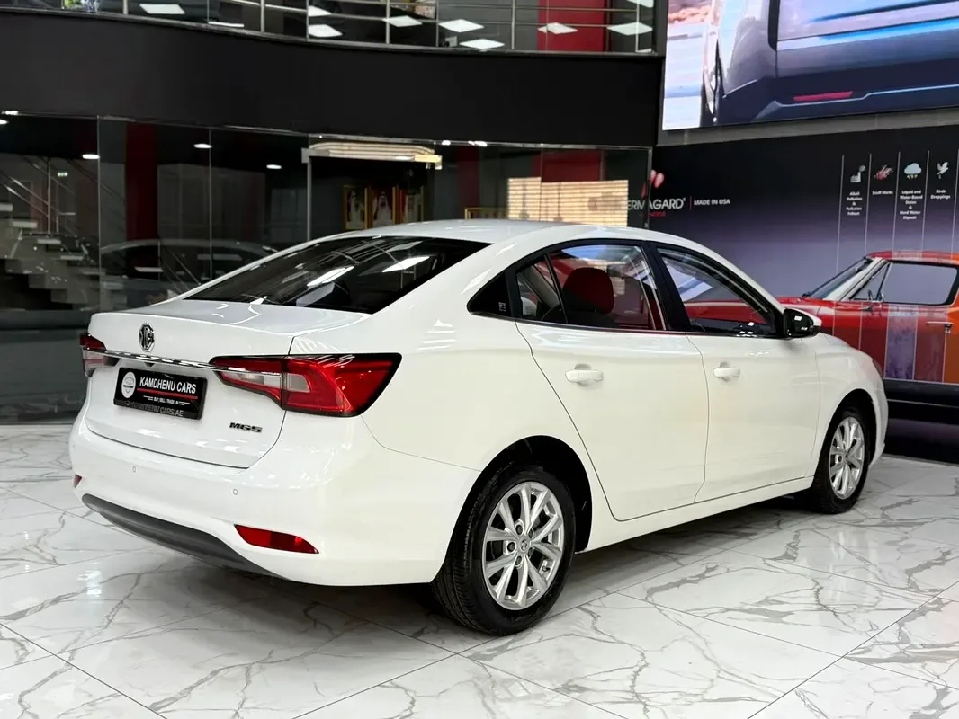 MG 5 1.5 AMT (169 hp) - 2