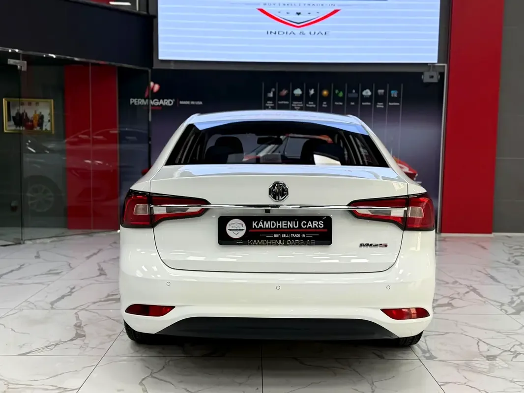 MG 5 1.5 AMT (169 hp) - 5