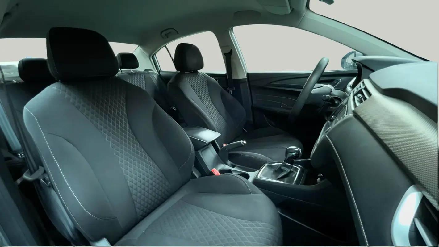 MG 5 1.5 CVT (114 hp) - 6