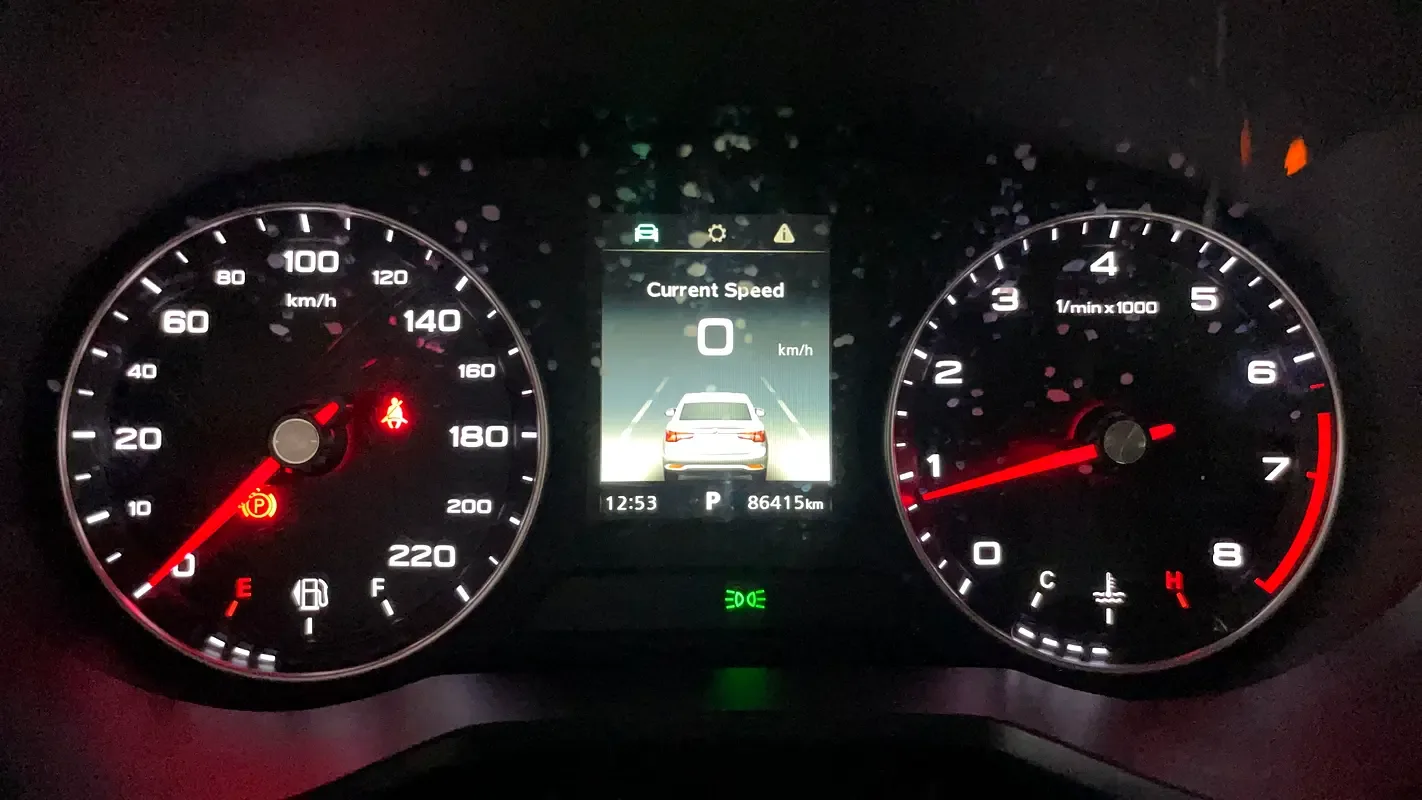 MG 5 1.5 CVT (114 hp) - 9