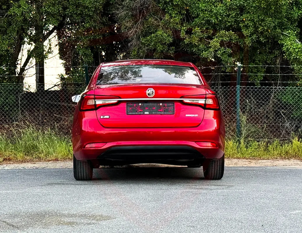 MG 5 1.5 CVT (129 hp) - 5