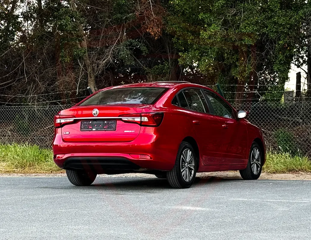 MG 5 1.5 CVT (129 hp) - 6