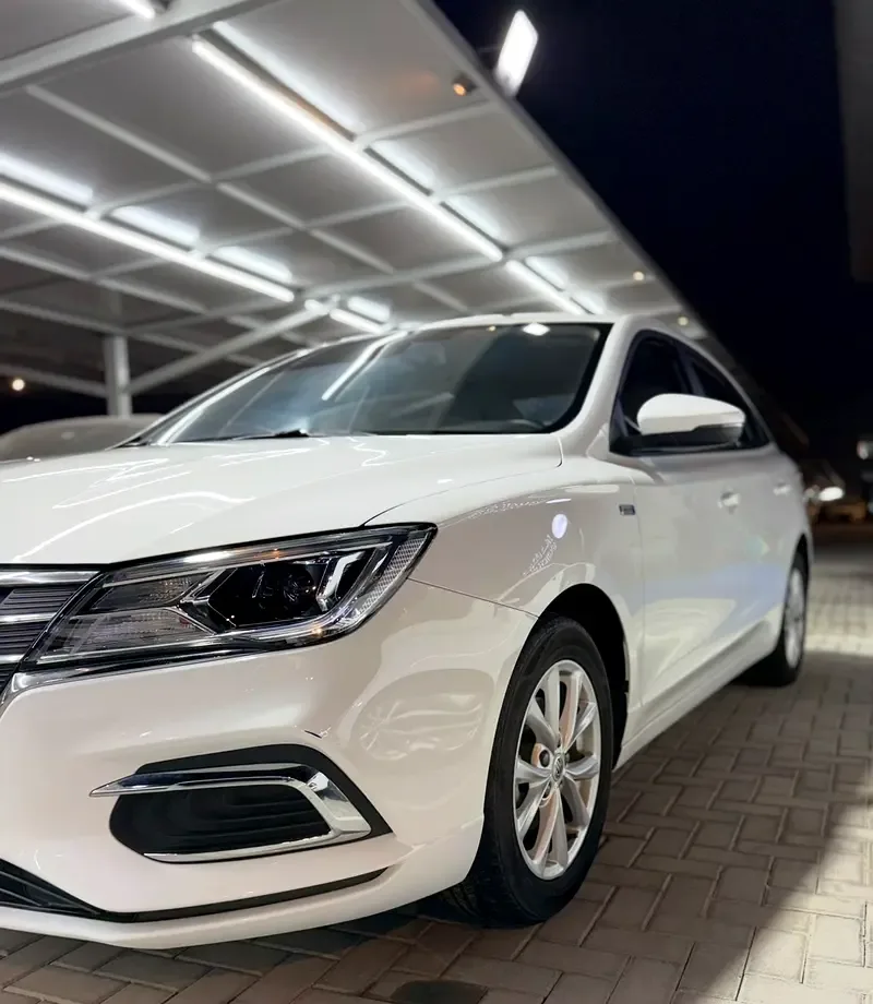MG 5 1.5 CVT (129 hp) - 2