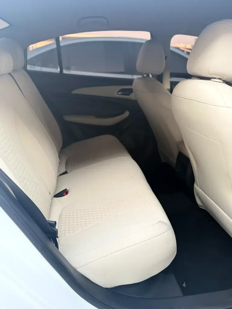 MG 5 1.5 CVT (129 hp) - 10