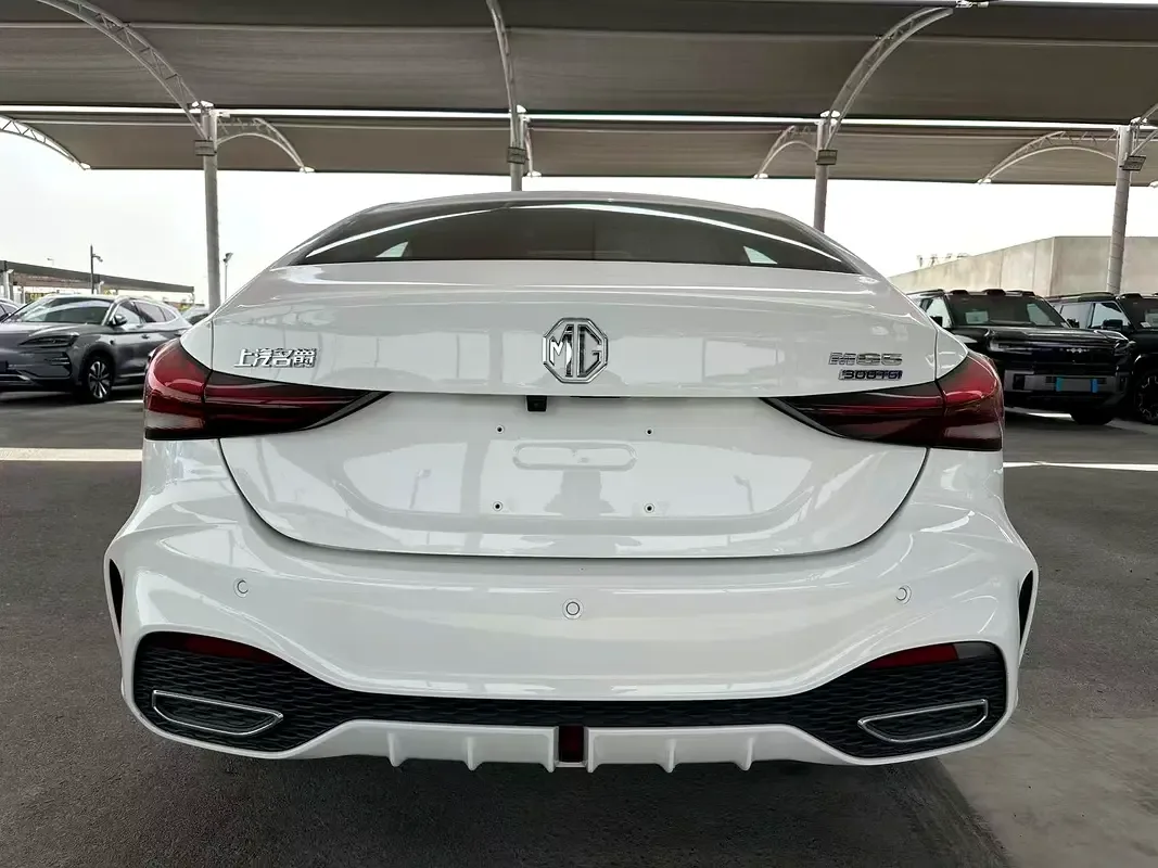 MG 5 1.5 CVT (129 hp) - 4
