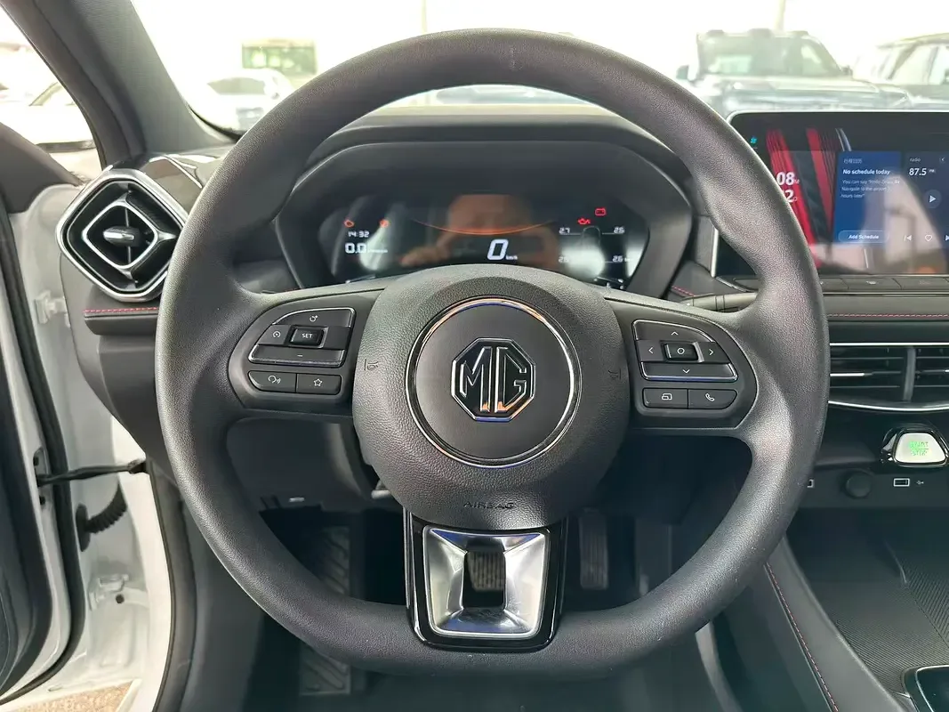 MG 5 1.5 CVT (129 hp) - 5