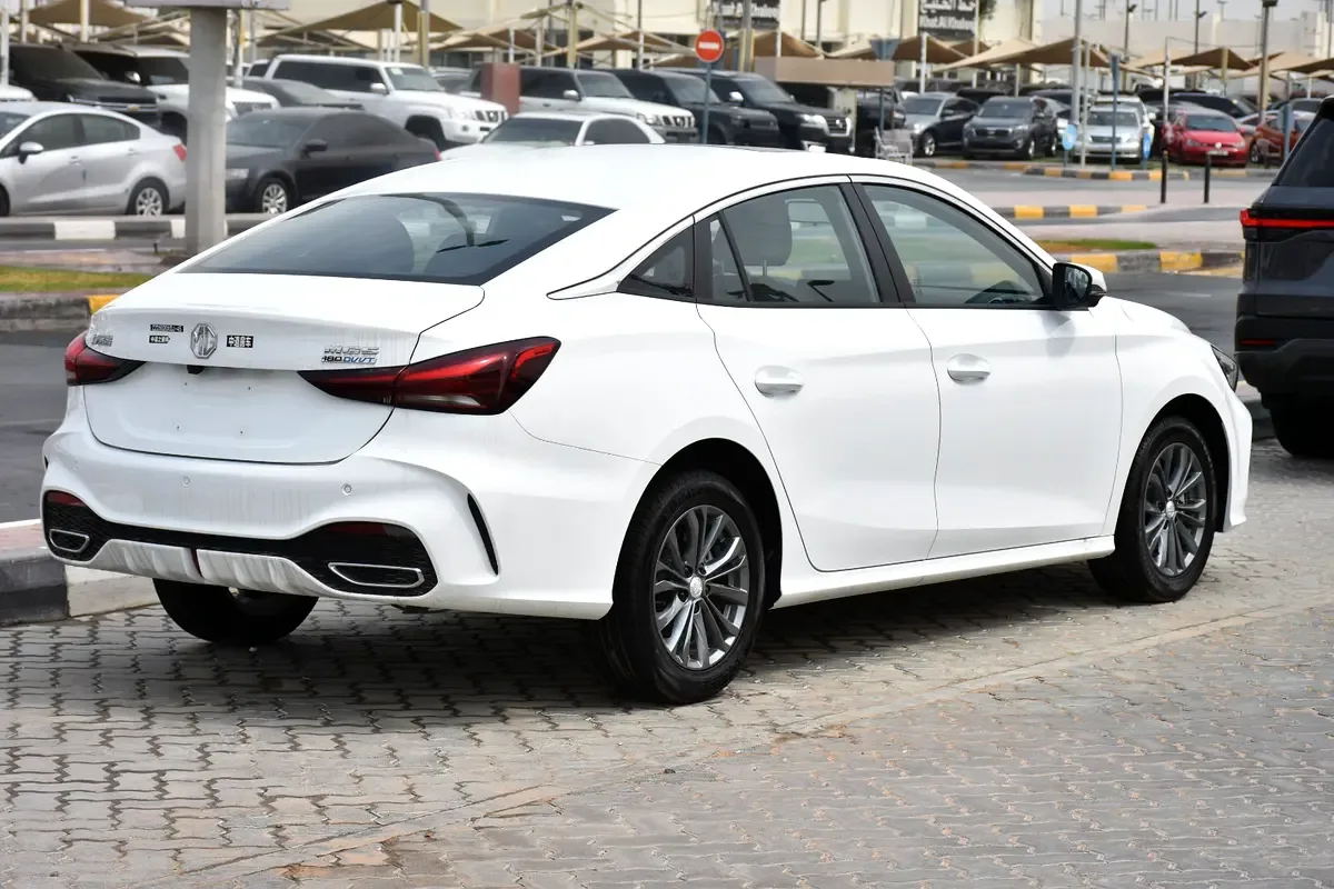 MG 5 1.5 CVT (129 hp) - 6